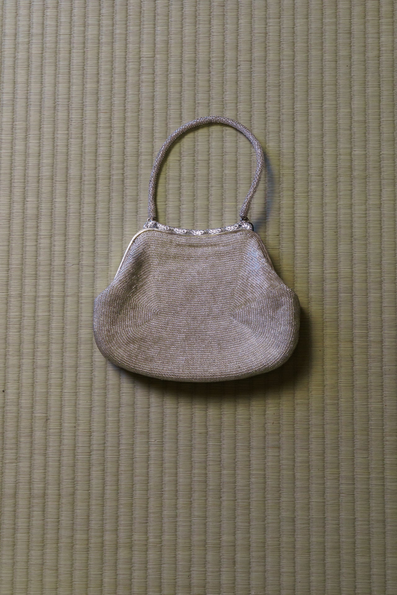 ビーズバッグ（銀）