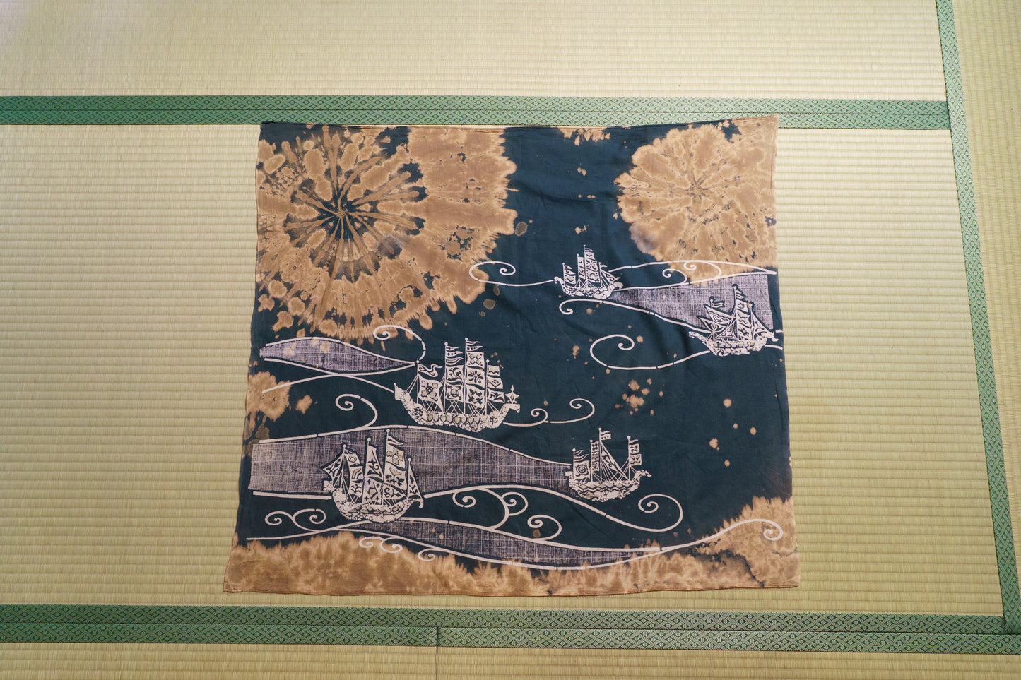 海上花火風呂敷